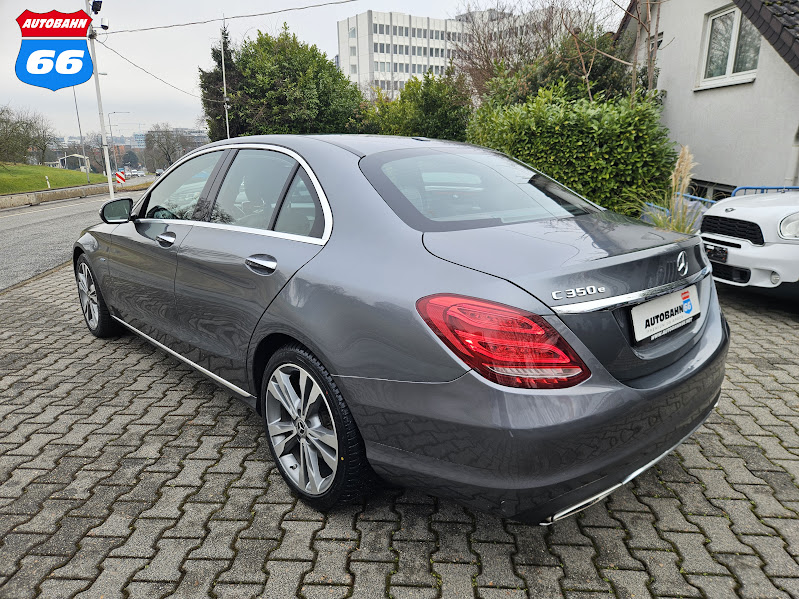 2018 Mercedes C350e plug-in hybrid - Image 17