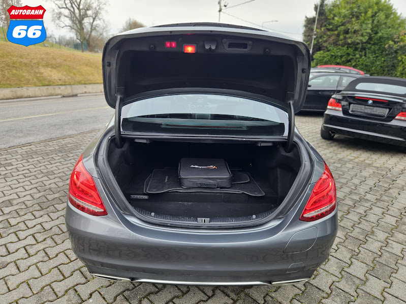 2018 Mercedes C350e plug-in hybrid - Image 16