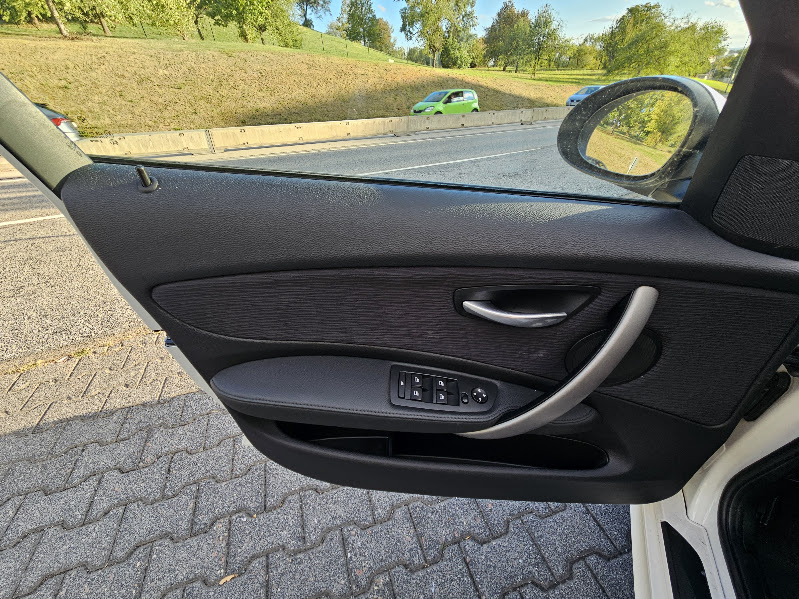 2009 BMW 116i | EU-Spec - Image 11